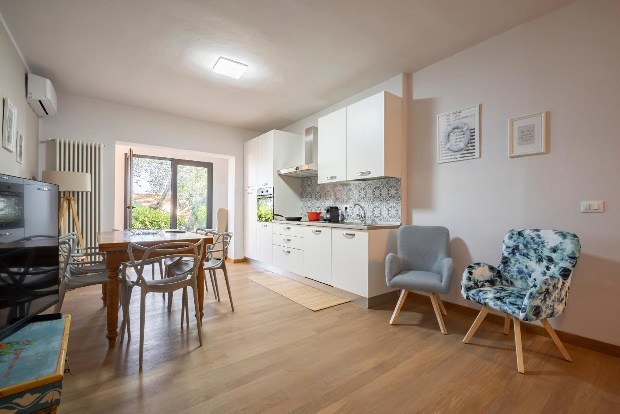 Villa Con Giardino Vista Mare 카스틸리오네 델라 페스카이아 외부 사진