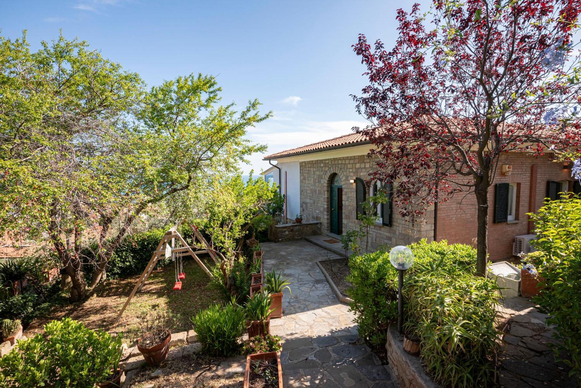 Villa Con Giardino Vista Mare 카스틸리오네 델라 페스카이아 외부 사진